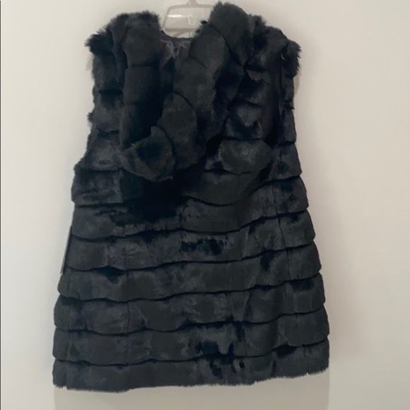 Karl Lagerfeld Black Faux Fur Vest - Picture 4 of 7